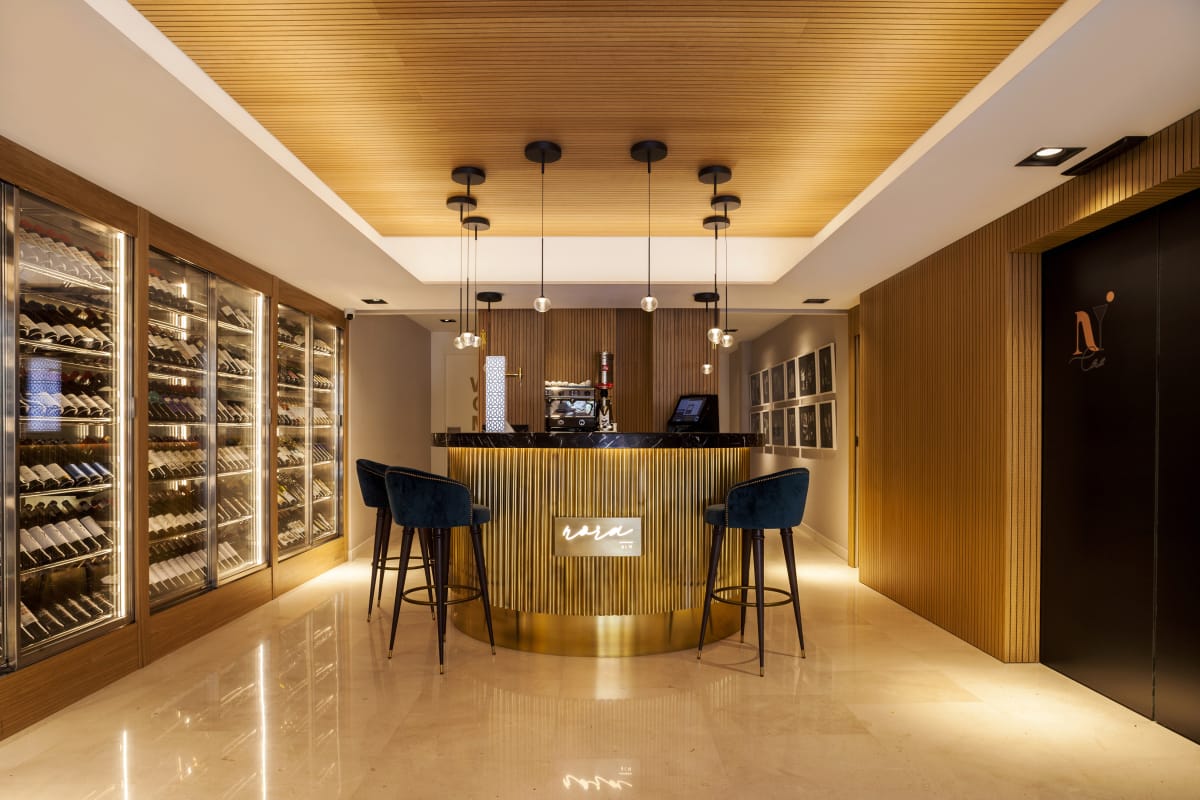 Club Nora Restaurant