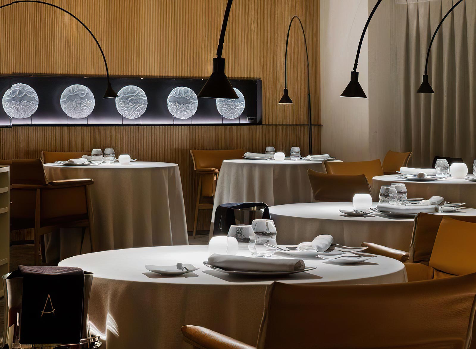 Ideatec proyect angle restaurant